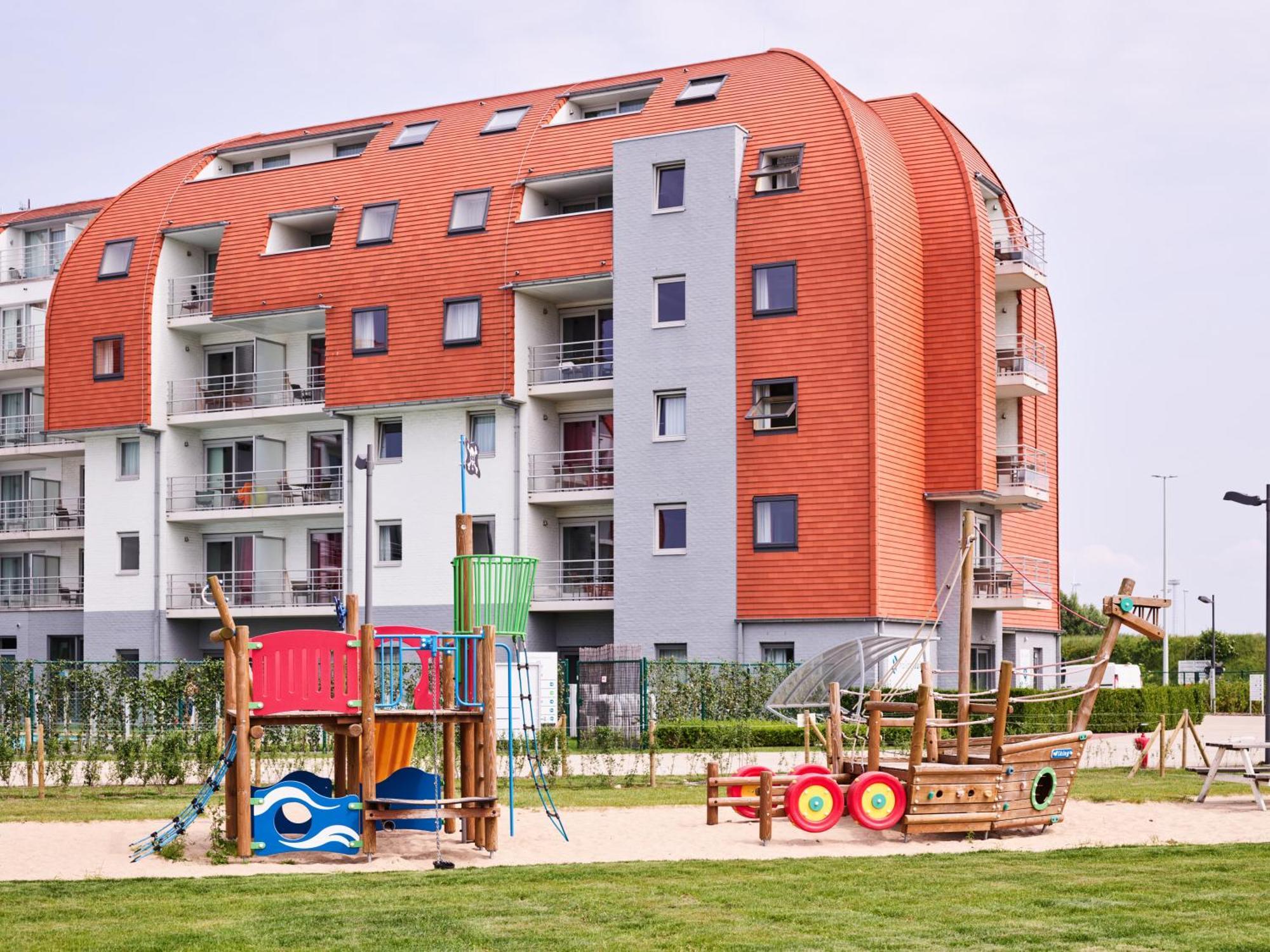 Holiday Suites Zeebrugge Buitenkant foto