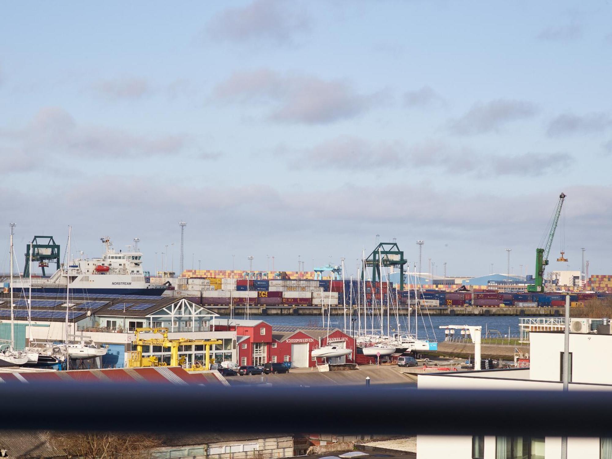 Holiday Suites Zeebrugge Buitenkant foto